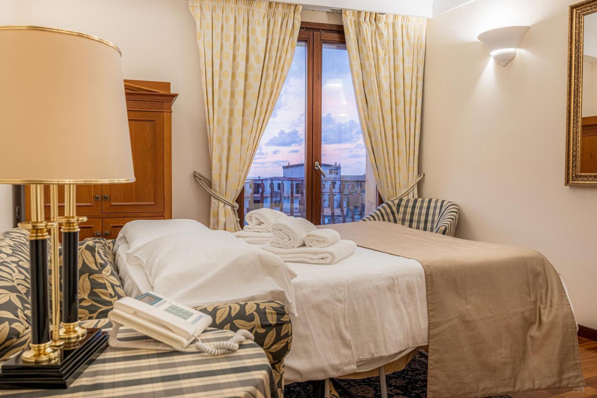 Hotel Cala Del Porto فيبو فالينتيا مارينا المظهر الخارجي الصورة