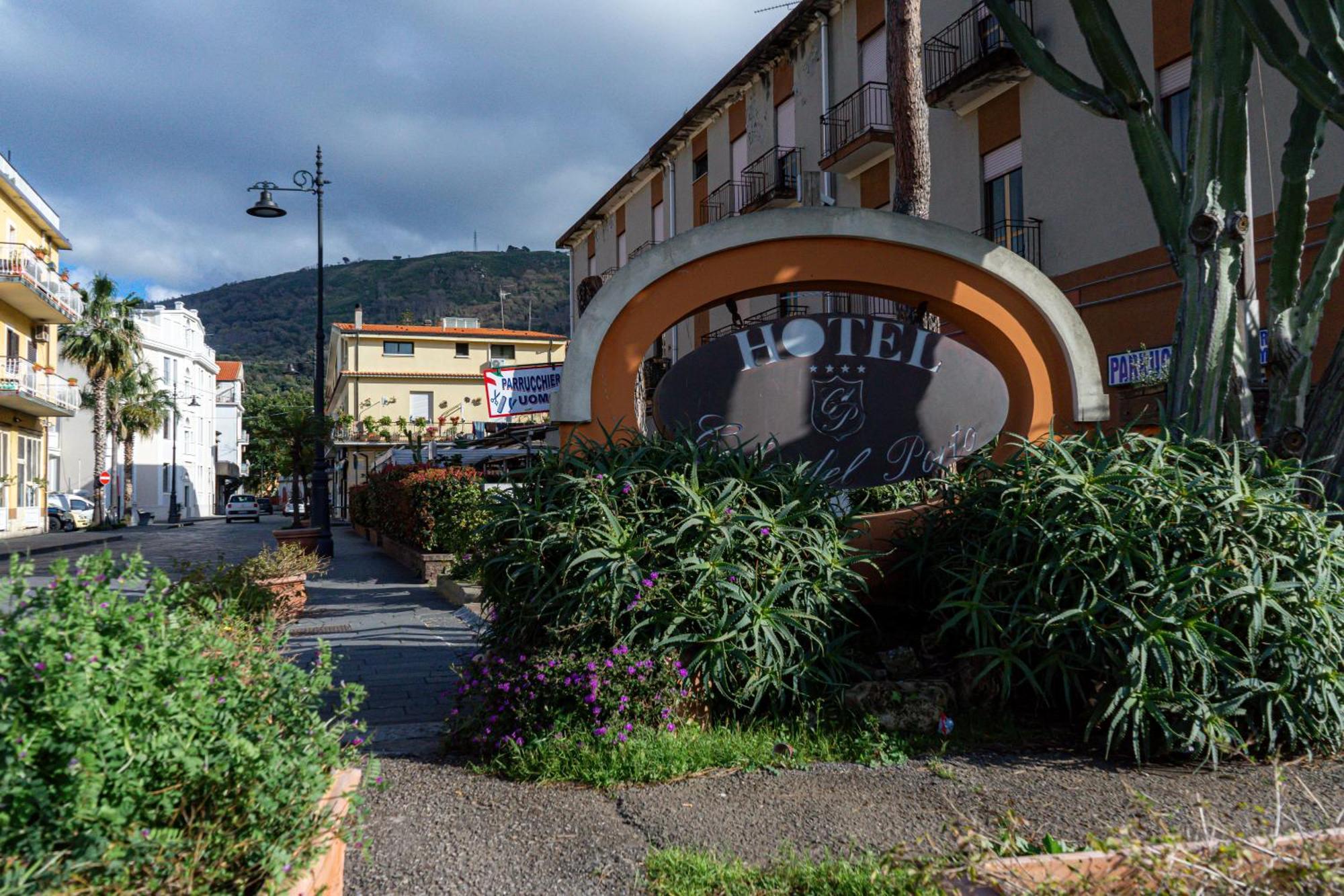 Hotel Cala Del Porto فيبو فالينتيا مارينا المظهر الخارجي الصورة